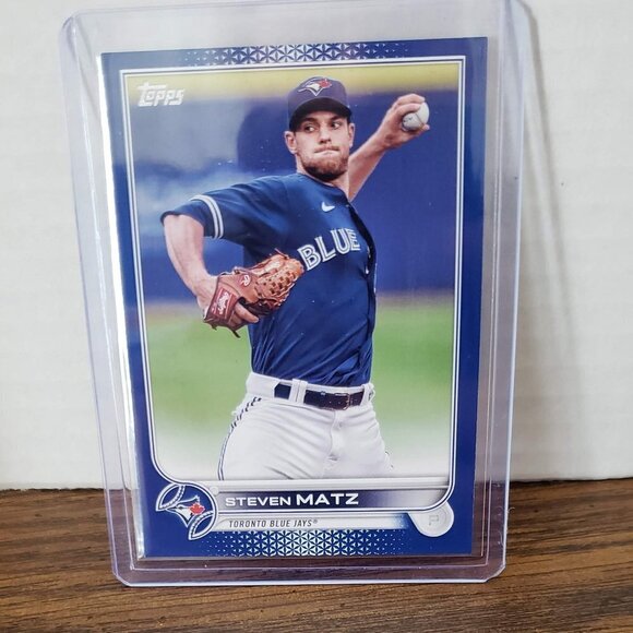 2022 Topps Series 1 Steven Matz #276 Royal Blue Parallel Toronto Blue Jays - Picture 1 of 3